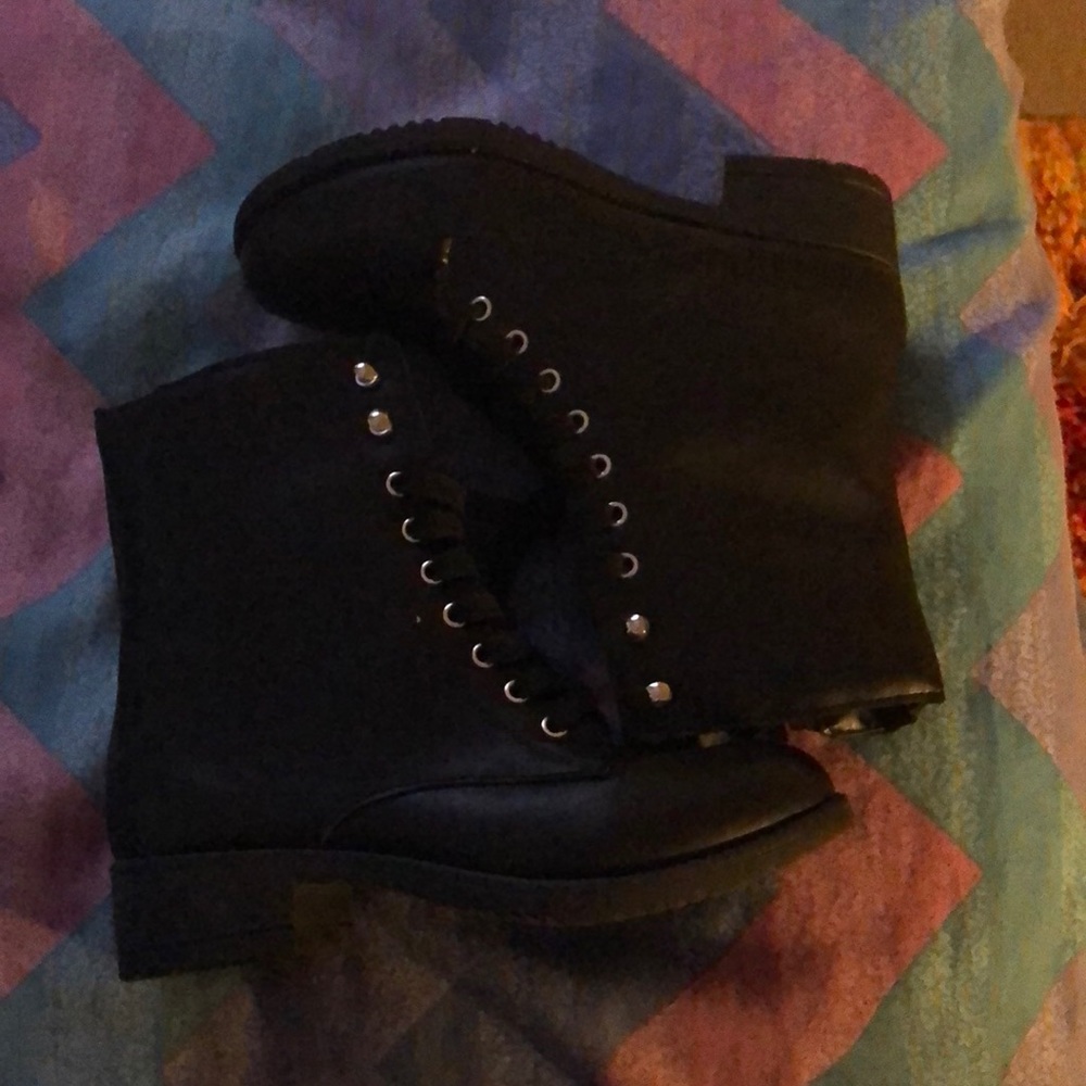 Bamboo boots